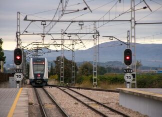 Kto może szkolić okresowo? Kto może szkolić okresowo?