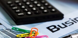 Jak obliczyć wartość udziałów w spółce?