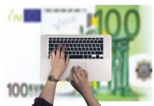 Ile zarabia trener w firmie szkoleniowej?