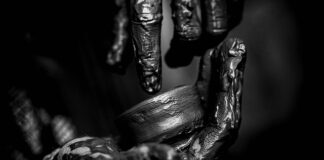 Czy można pracować w dwóch miejscach na umowę o pracę?