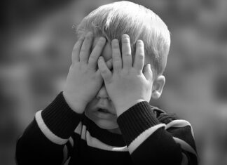 Po czym poznać że facet ukrywa uczucie?