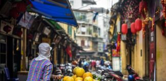 Czy sprzedawca ma obowiązek zapytać o fakturę?