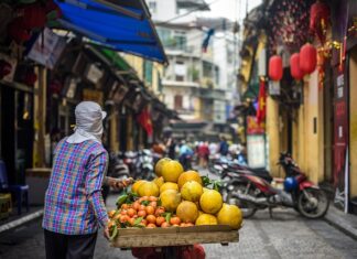 Czy sprzedawca ma obowiązek zapytać o fakturę? Czy sprzedawca ma obowiązek zapytać o fakturę?