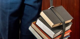 Czy na studiach podyplomowych jest egzamin?