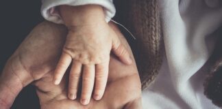 Co grozi rodzicom gdy dziecko nie chodzi do szkoły?